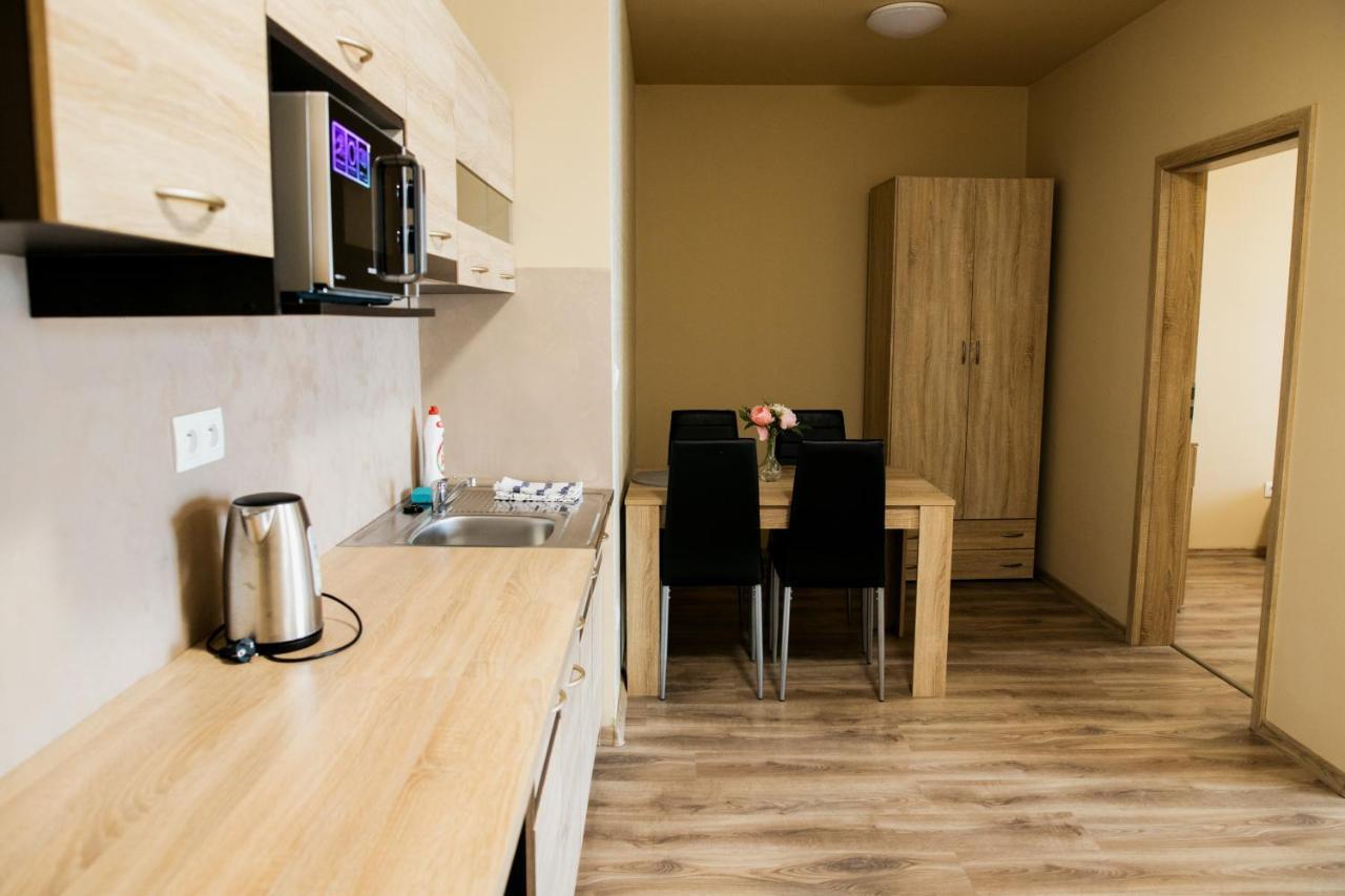 Jazmin Apartmany Veľký Meder Buitenkant foto