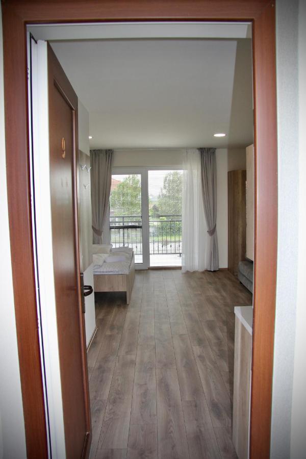 Jazmin Apartmany Veľký Meder Buitenkant foto